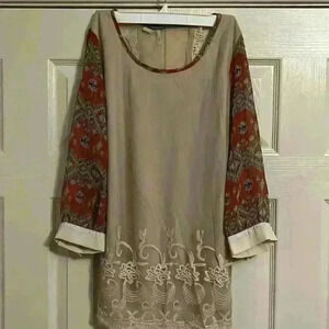 Gimmicks by BKE Blouse